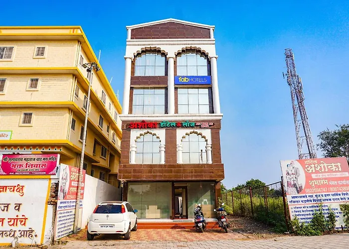 Fabhotel Ashoka