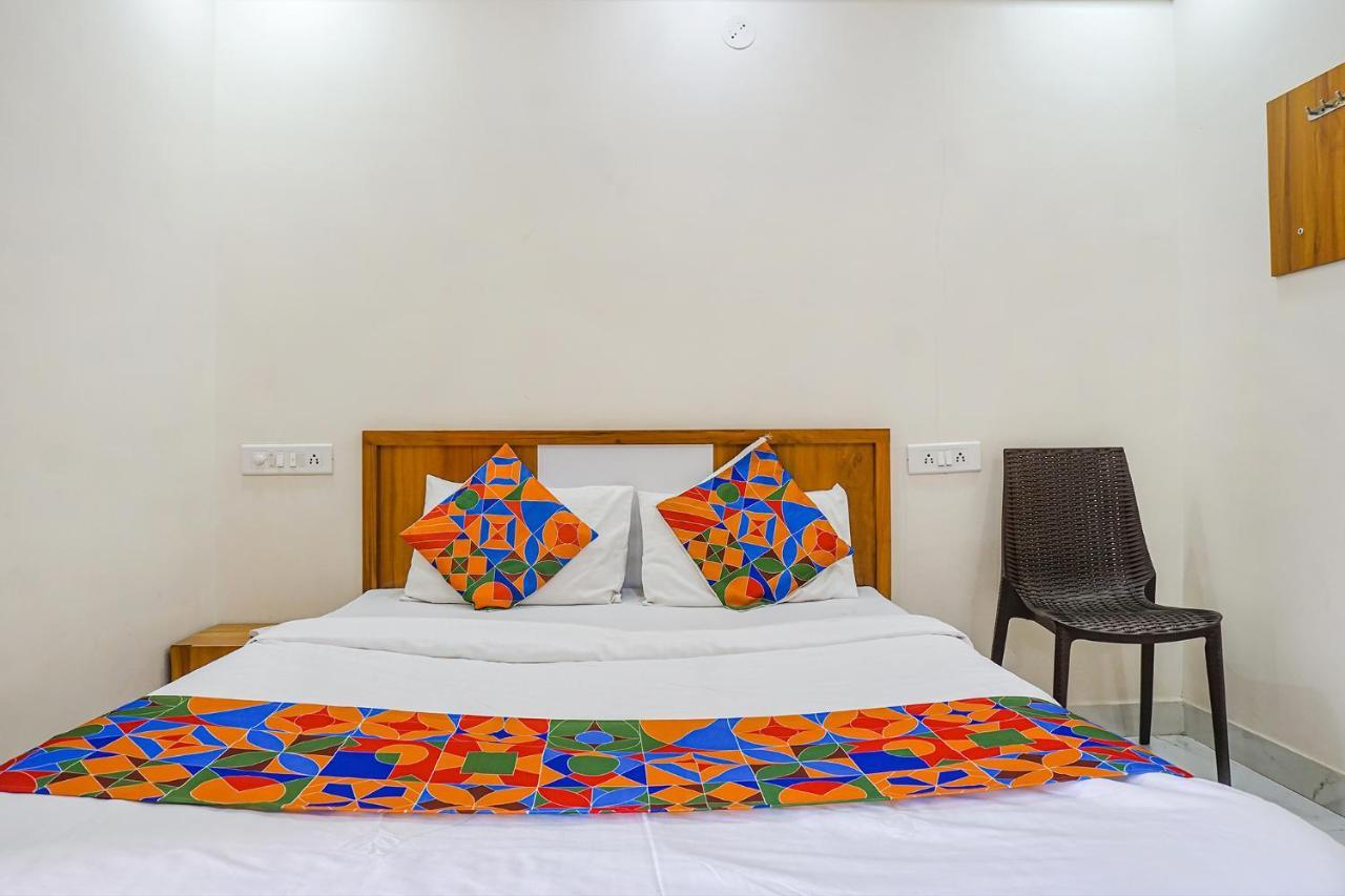 Hotel Fabhotel Ashoka 4*